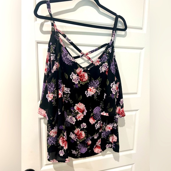 torrid Tops - 🌹Floral Torrid Tank Top